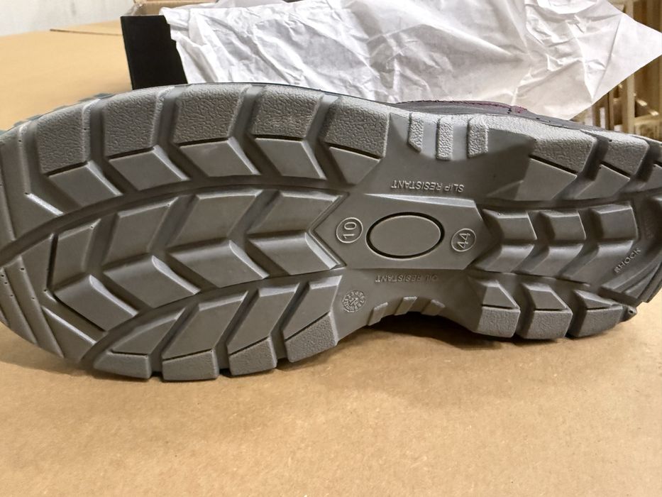 Кожени работни обувки с твърдо бомбе Стенсо Stenso