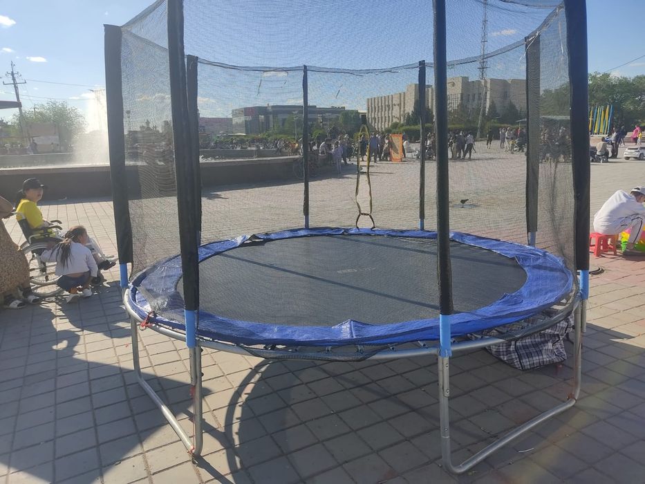 Батут пружинный с защитой