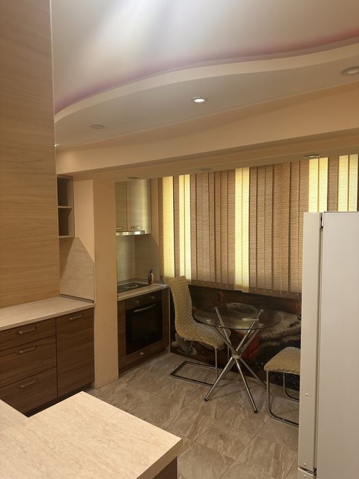 Дава се под наем Двустаен апартамент в Димитровград - 68 кв.м за 219.3 € - Снимка #5