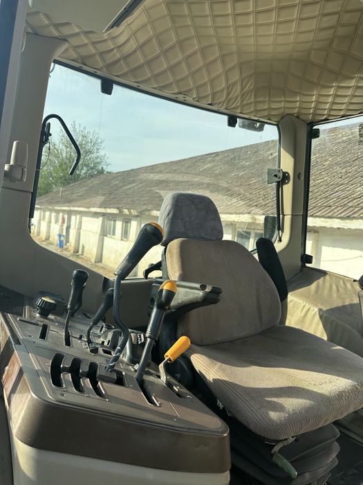 John Deere 6620.