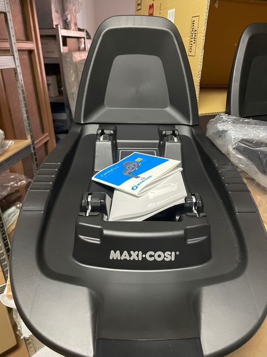 MAXI-COSI isofix familyfix 3 база за столче за кола
