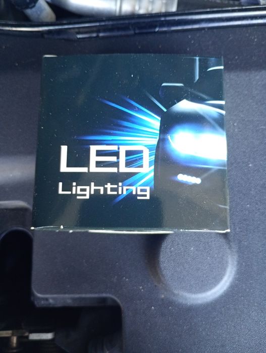 Led H 11/H 8 galbene 3000 K si albe 6000 K albe !