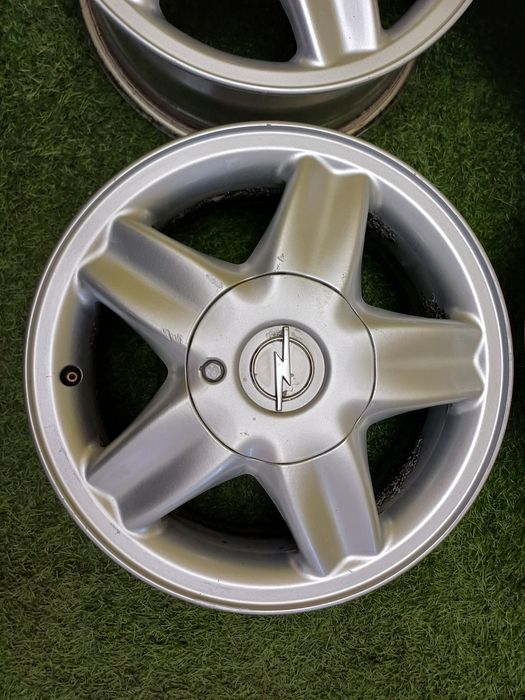 Диски R15 5×110 на Opel.