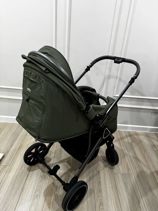 Детская коляска для ребенка