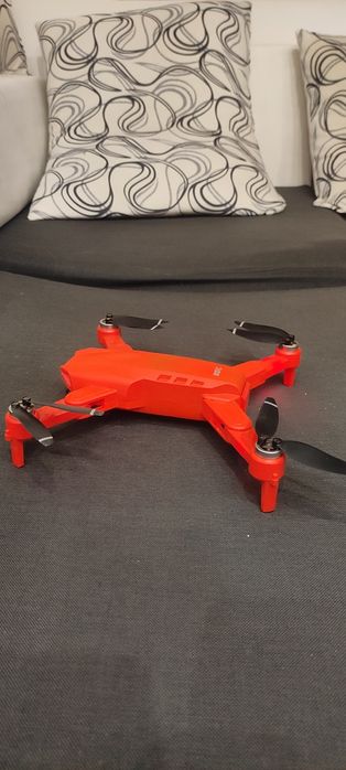 Продавам Дрон LYZRC