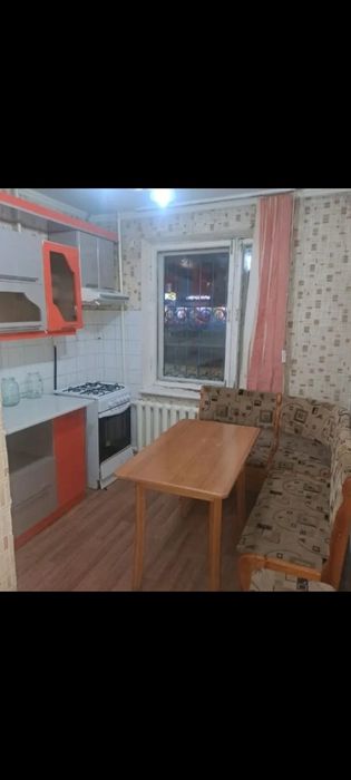 Сдам 2 комн. район Колхозный рынок