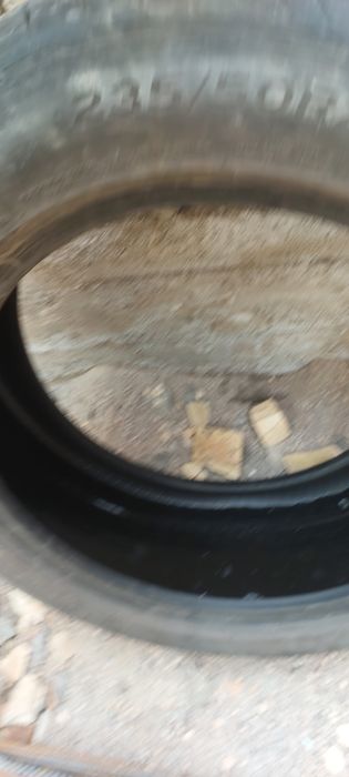 Покрышки б/у продам