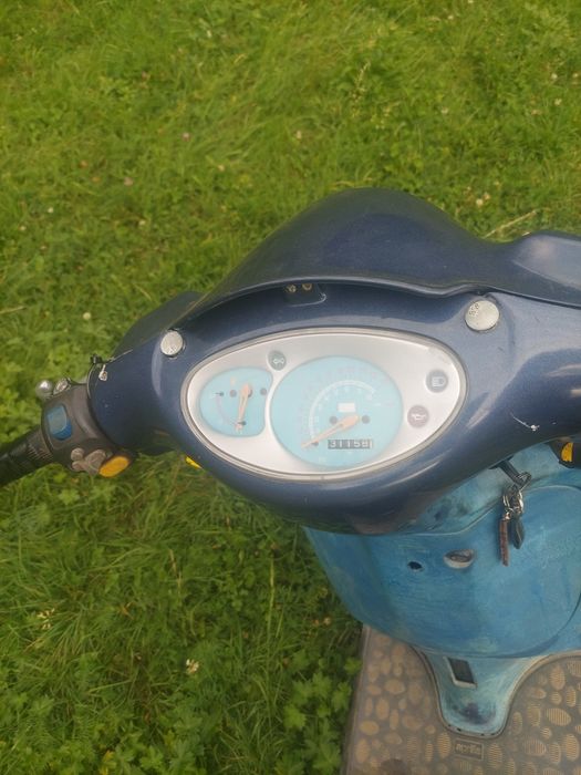 Vand scuter aprilia scarabeo 100cc 2t sau schimb cu cross 200cc /250cc