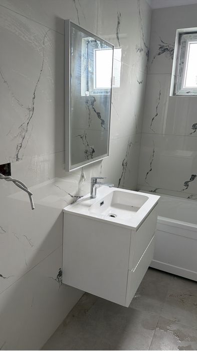 Vand apartament 3 camere finisaje premium