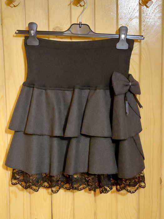 Черна Пола с панделка