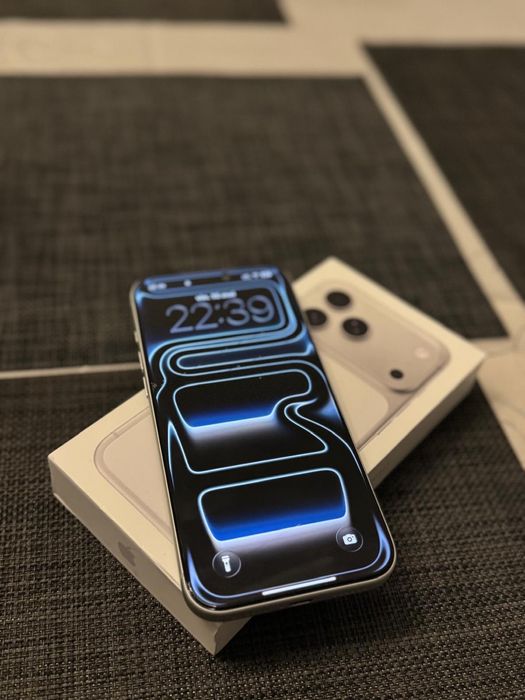 Iphone 17 Pro Max Silver