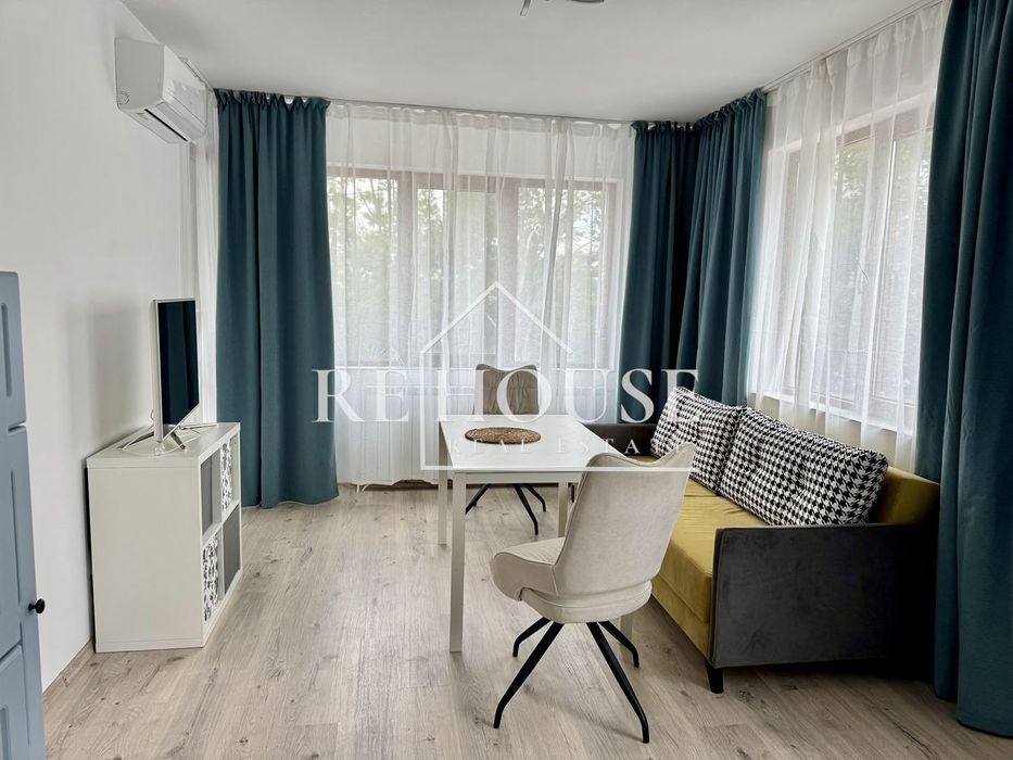 Дава се под наем Тристаен апартамент в Варна, Младост 1 - 850 кв.м за 630 € - Снимка #1