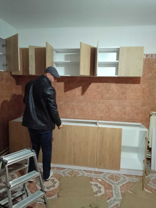 montare scaun birou pat dormitor etajera vitrina canapea comoda dulap