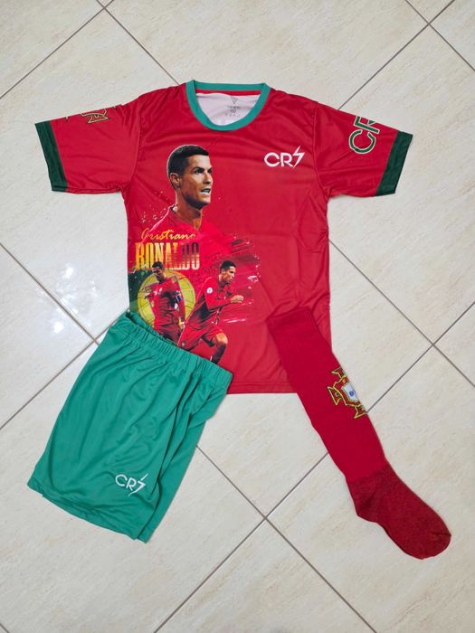 Фигурка играчка за дете Роналдо Ал Насър Жълт Cr7 + детски Екип кристиано роналдо