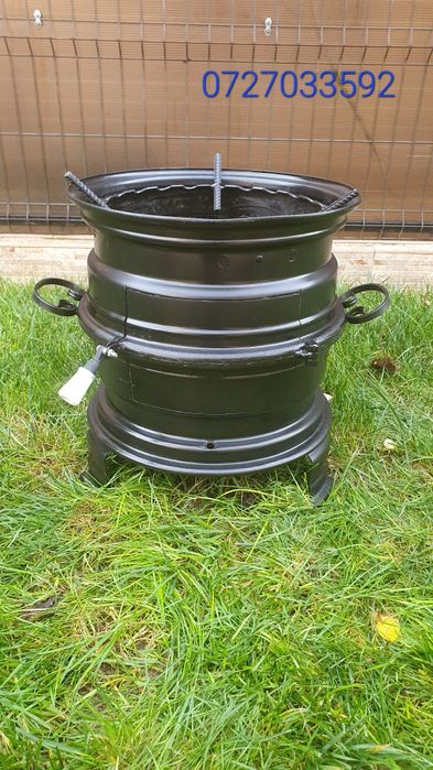 Pirostrie/Sobită cu usită pentru ceaun, taler sau gratar