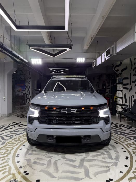 Chevrolet Silverado 2024 pikap