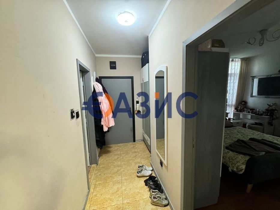 Продава се Двустаен апартамент в к.к. Слънчев бряг - 62 кв.м за 933 €/кв.м - Снимка #5