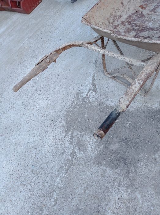 Желязна количка за пренасяне