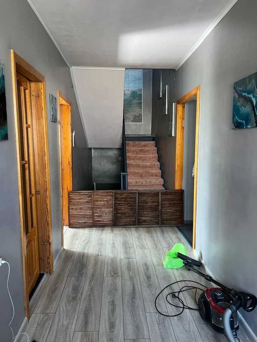 Просторный коттедж в Бишкуле