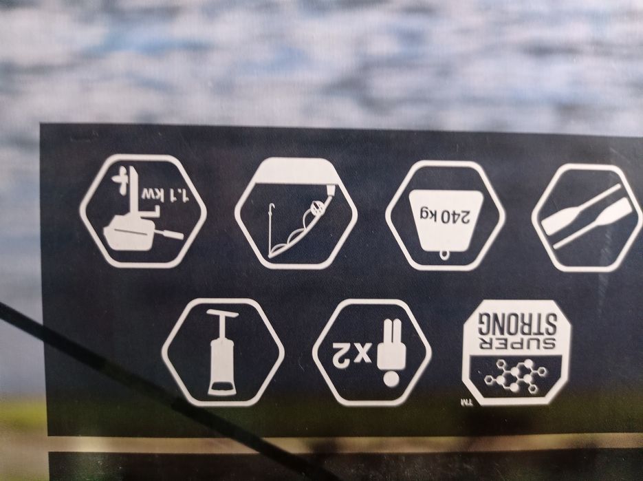 Надувная лодка фирма Интекс