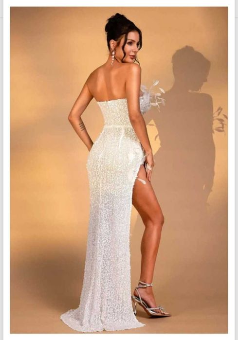 Бална рокля М размер