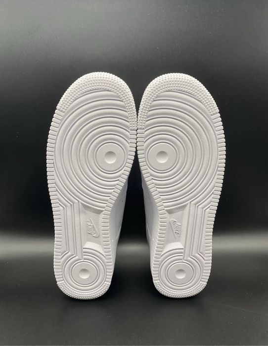 Sneakers Air Force 1 Nike Triple White Low - 40-44