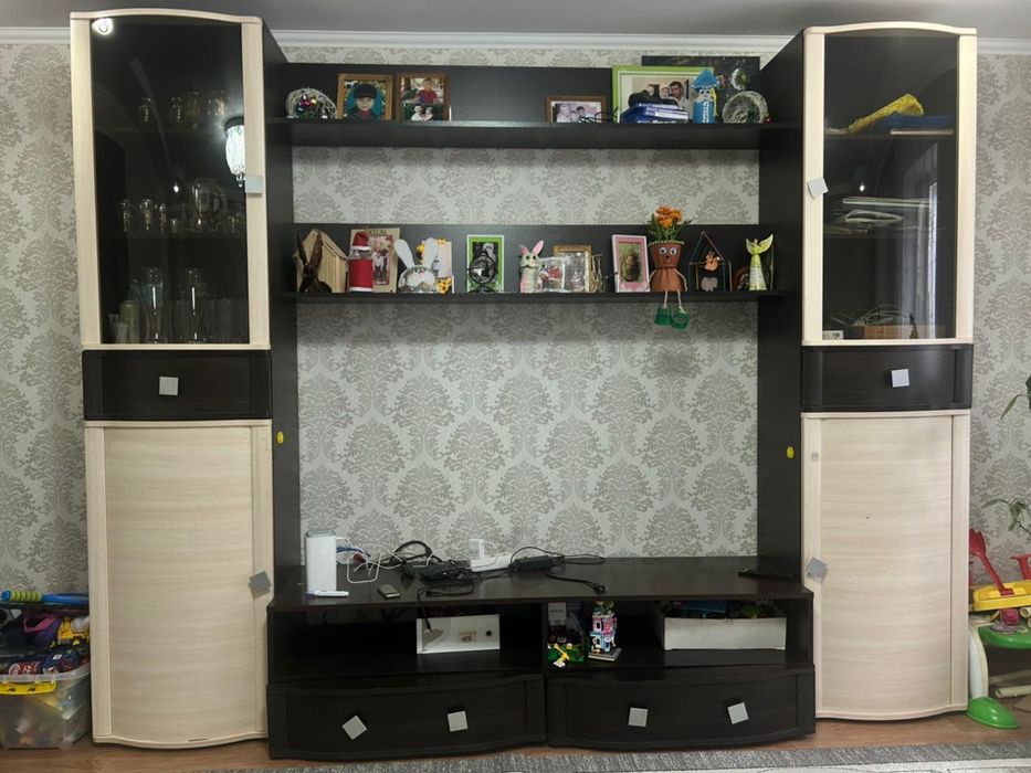 Продам горку в зал