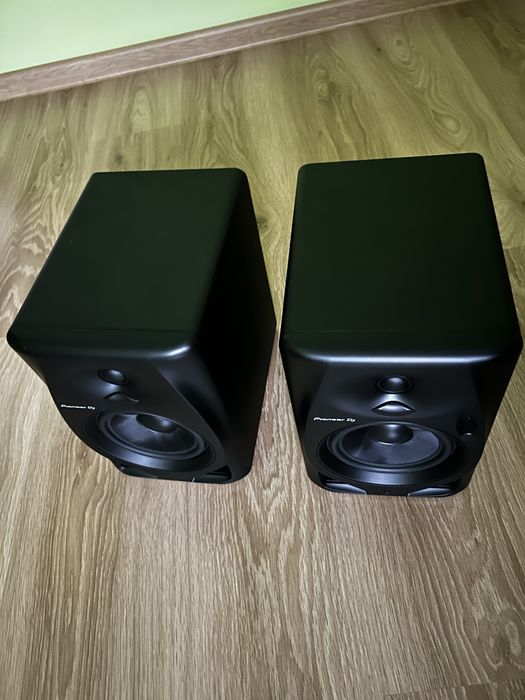 Колони Pioneer DJ DM-50D