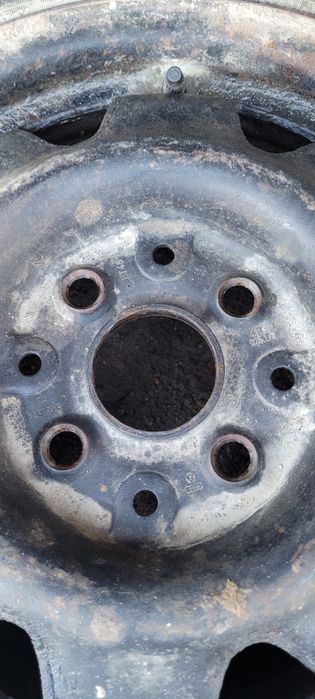 Запасное колесо ауди 80 4×108