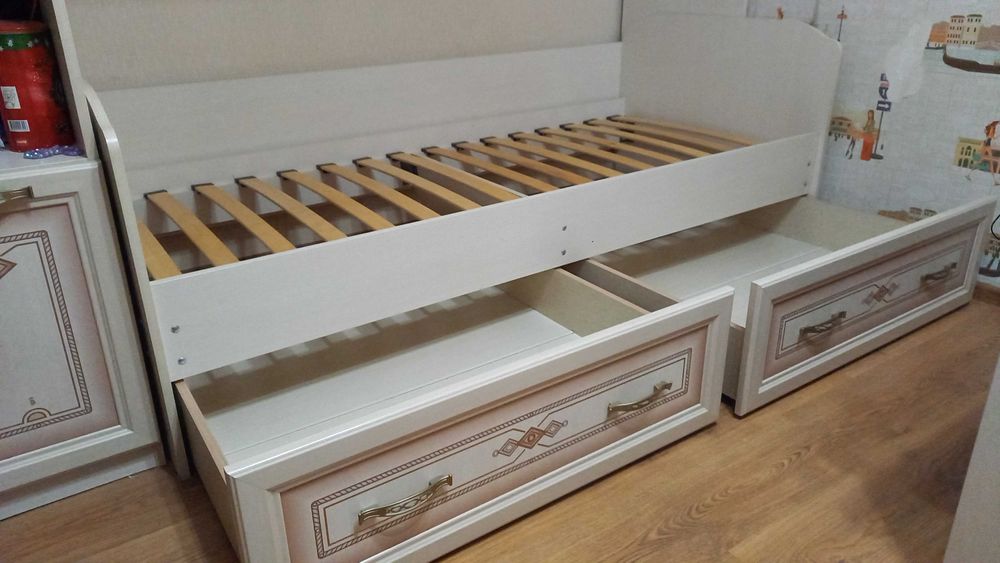 Детский гарнитур