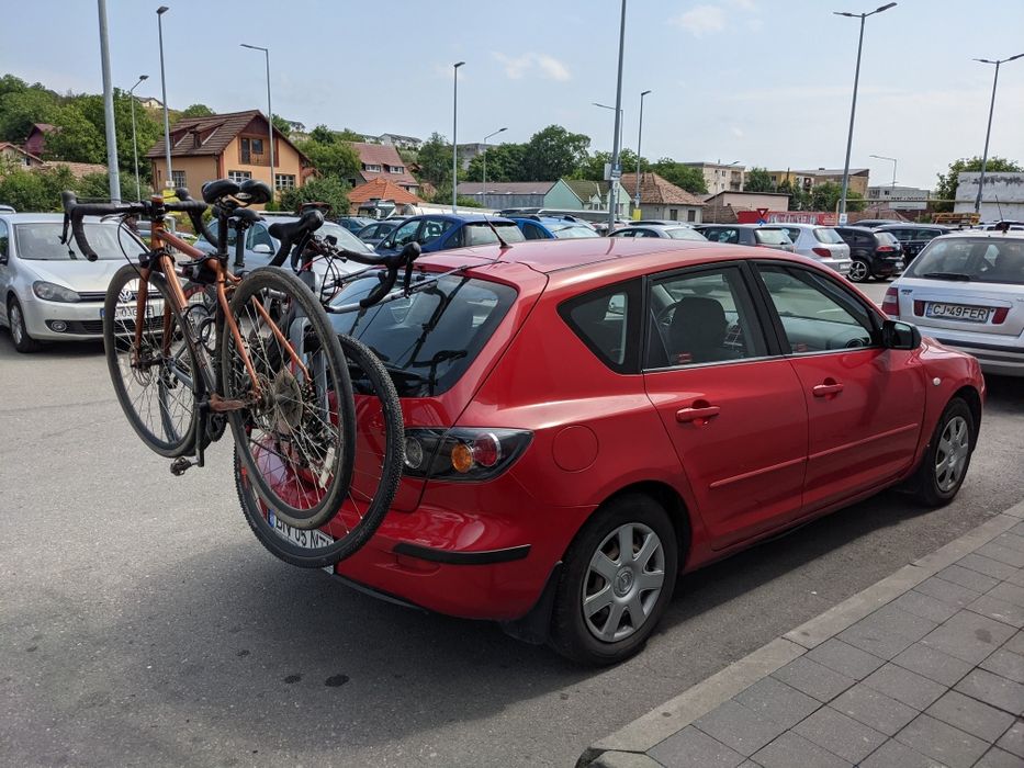 Suport bicicleta Thule ClipOn 9103 cu prindere pe haion pentru 3 biciclete