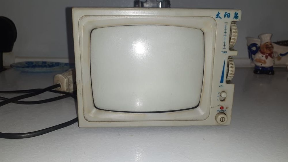 Телевизор автомобильный.