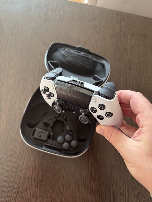Продам геймпад Dualsense Edge в отличном состоянии