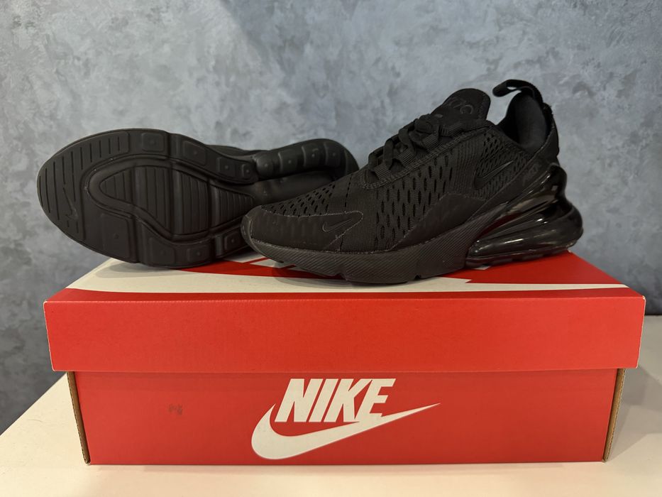 Nike AirMax 270 React - Women 36