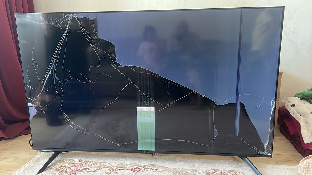 Телевизор на запчасти XIAOMI