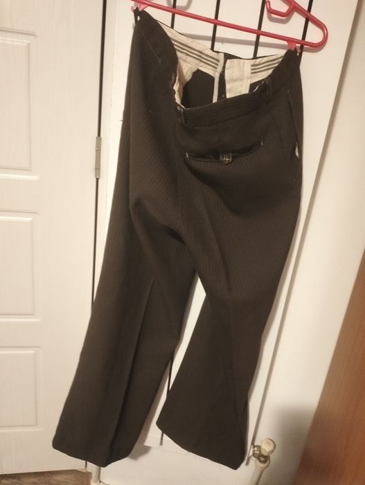 Costum trei piese și sacou