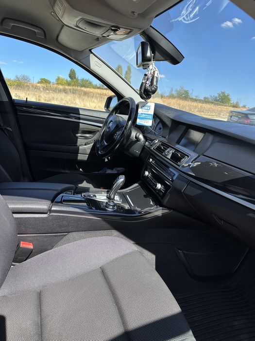 Vând BMW 520d F10, 184 CP, Cutie automata, Silver