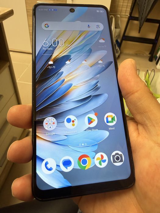 Vivacom UG Phone U25 6/256gb  - перфектен
