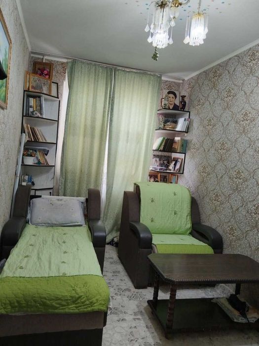 Продаётся 3-х комнатная квартира в г. Зарафшан
