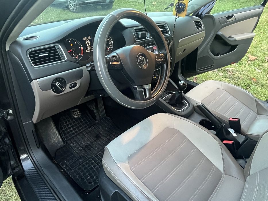 Jetta 2011 ! Masina ideal  pt naveta
