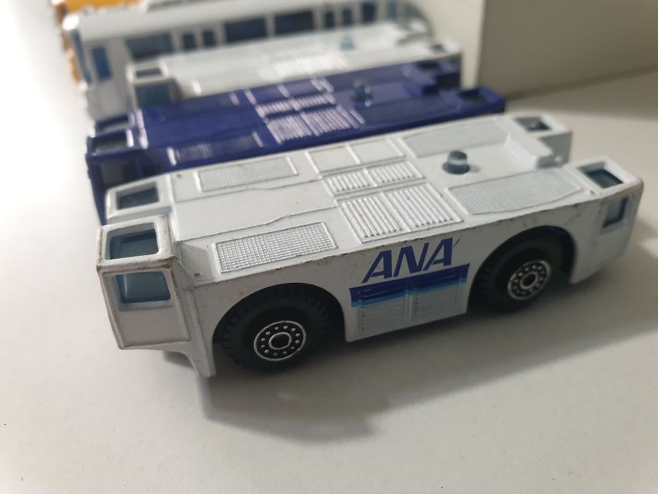 Модельки - техника для аэропорта