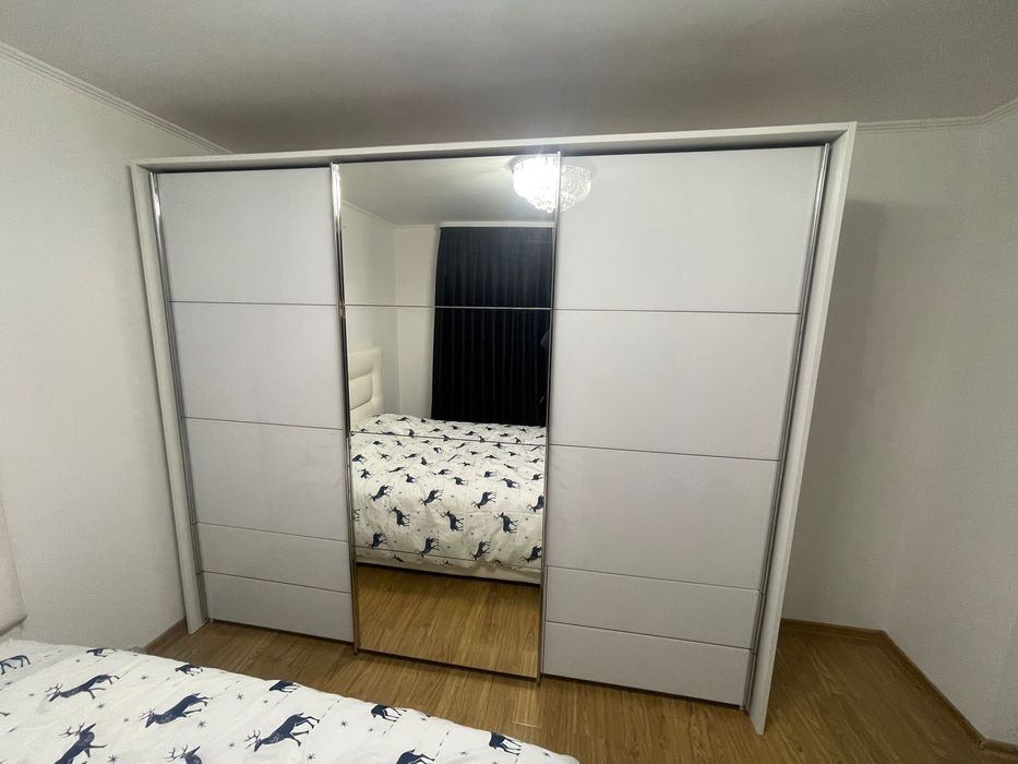 Vä dulapuri pentru dormitoare