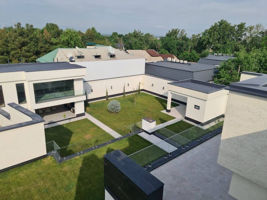 Дом Центр Луначарского 16 соток