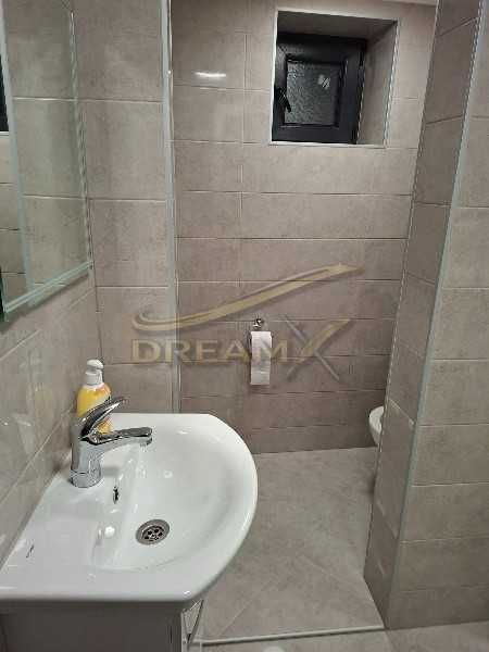 Дава се офис под наем в Центъра! 71830587
