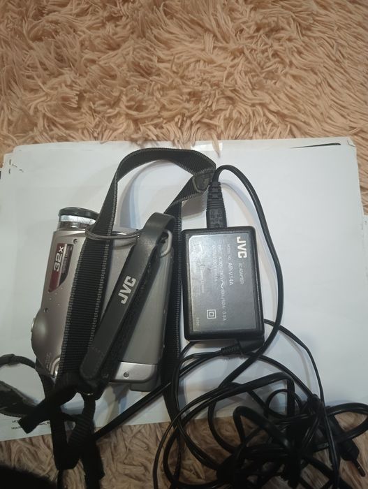 Видео камера JVC давно мини кассетный