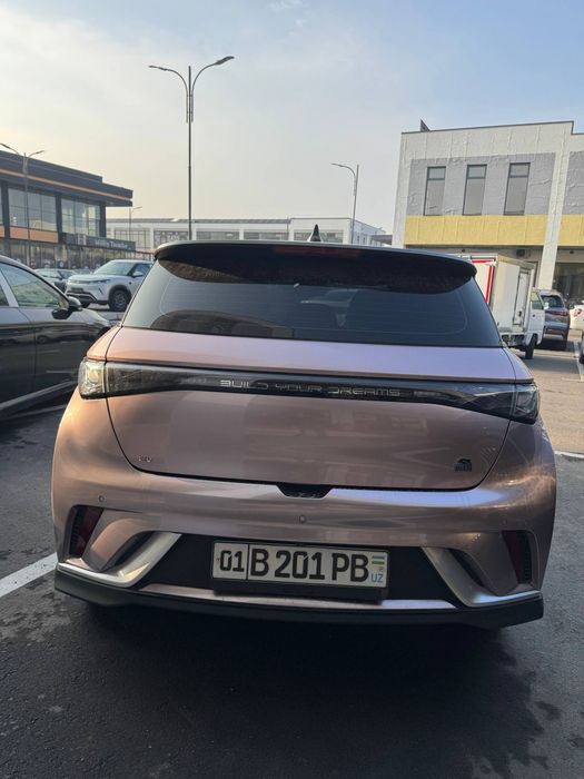 BYD DOLPHIN 2023 yil