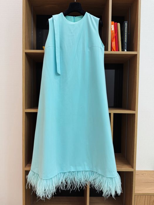 Нарядное платье на новогодние вечера