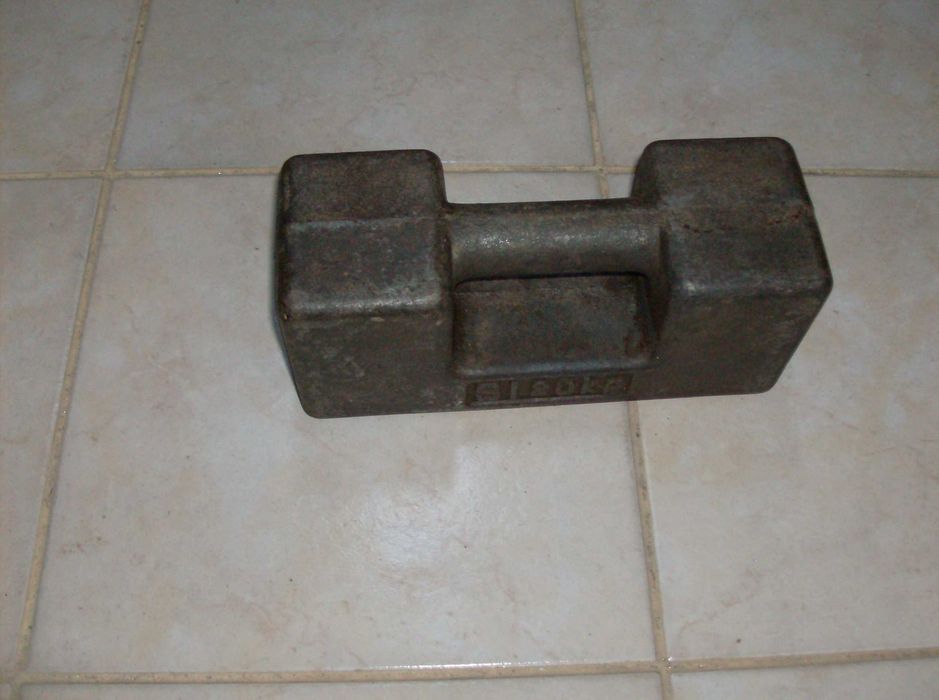 greutati etalon 20 kg(273lei+TVA/buc.).