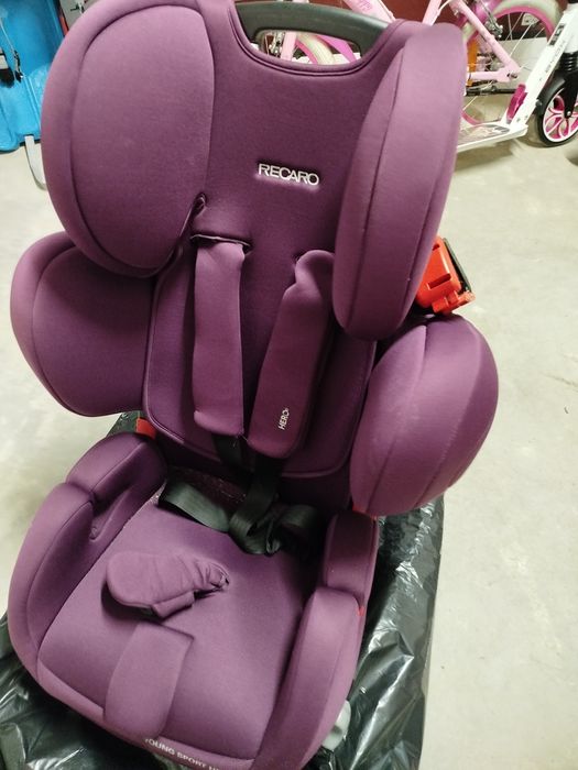RECARO Стол за кола 9-36 кг young sport hero very berry