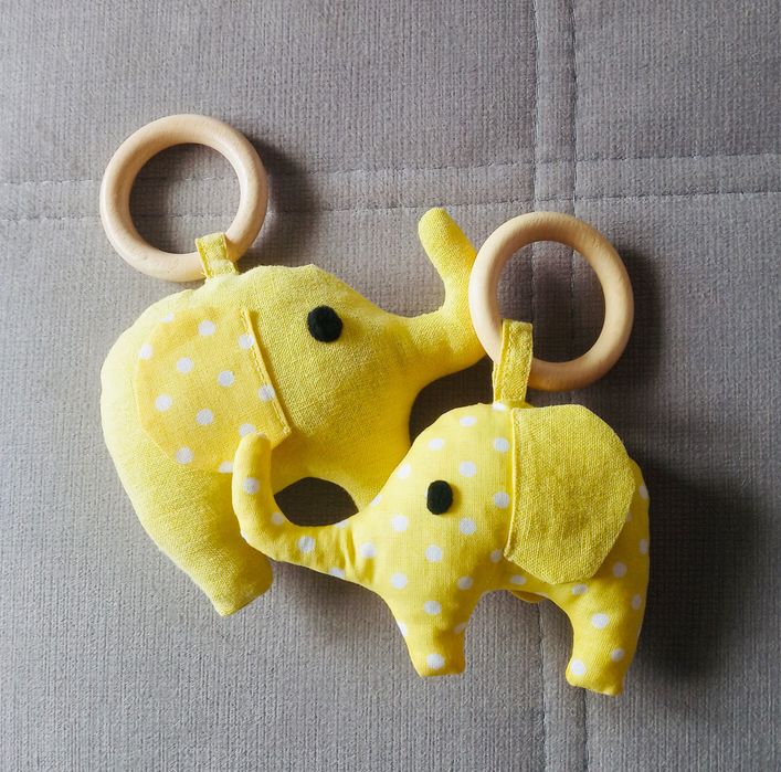 Весели цветни подаръчета